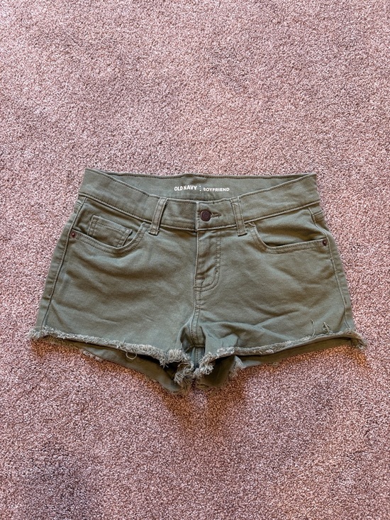 Old Navy Pants - Old Navy Olive Green Frayed Hem Boyfriend Shorts